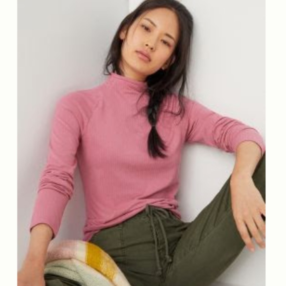 NWOT Anthropologie Indra Seamless Mock Neck Stretch Top sz Womens XS/S Casual